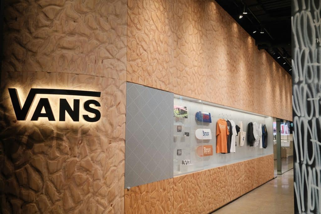 retail slatwall