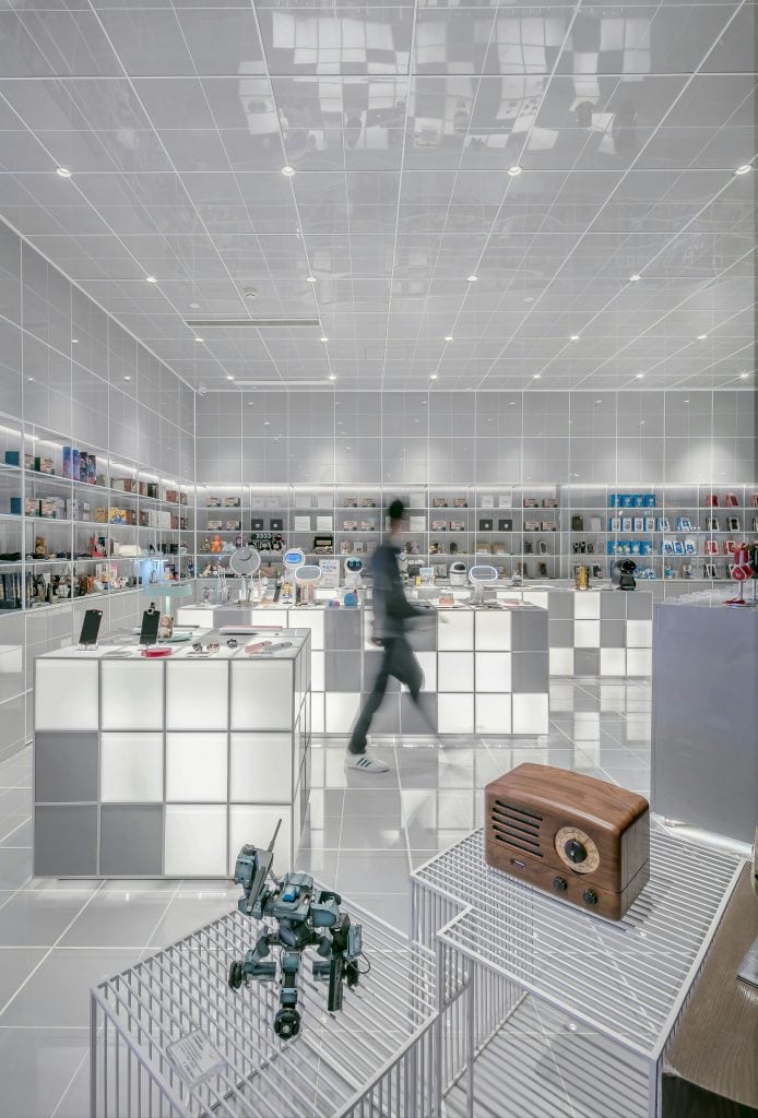 retail fixture design